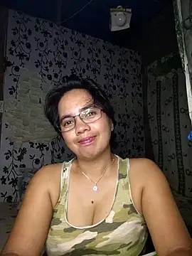 Snapshot of lovely_samxxx24 chatting on October 3, 2025, 6:26 am lovely samxxx24 online show from October 3, 2025, 6:26 am