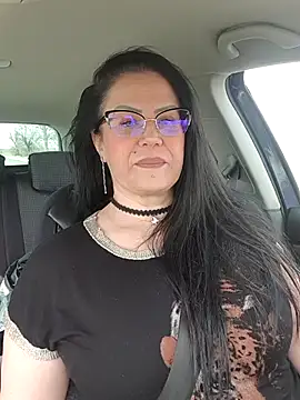 x  KHALEESI  x online show from March 18, 2026, 9:56 am