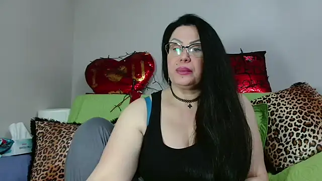 x  KHALEESI  x online show from February 16, 2025, 12:41 am