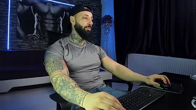 JonahHunt online show from February 10, 2025, 7:38 pm