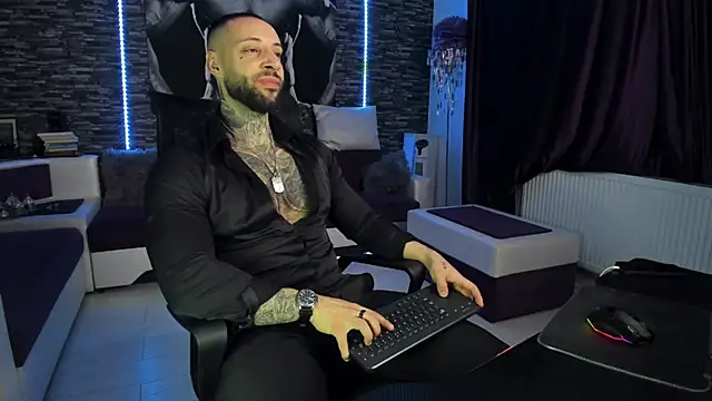 JonahHunt online show from February 25, 2025, 7:49 pm