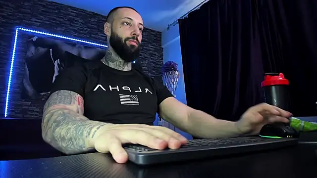 JonahHunt online show from February 8, 2025, 12:39 pm