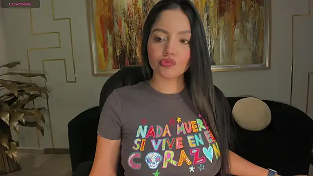 NinaMichelle online show from February 16, 2026, 6:50 pm