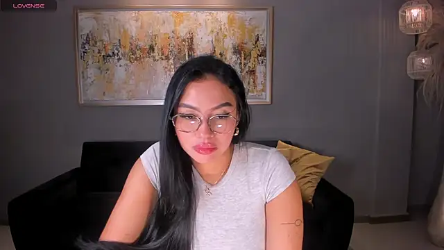 Snapshot of MollyJones_ chatting on May 30, 2026, 11:38 am MollyJones online show from May 30, 2026, 11:38 am
