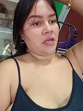 sweet lucia online show from March 27, 2026, 2:07 pm