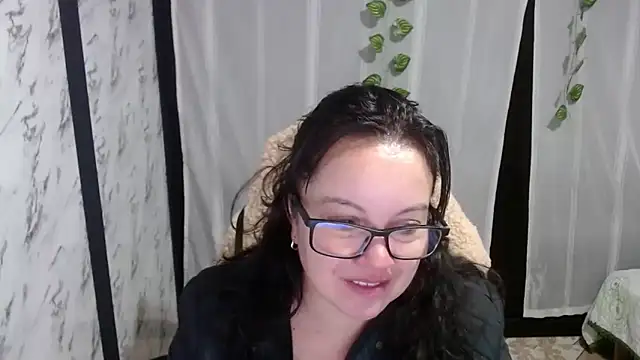 Snapshot of Sonialorens_ chatting on March 13, 2025, 12:02 pm Sonialorens online show from March 13, 2025, 12:02 pm