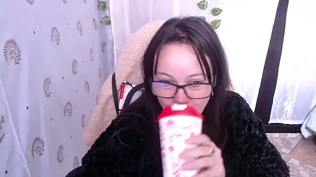 Snapshot of Sonialorens_ chatting on February 15, 2025, 2:55 pm Sonialorens online show from February 15, 2025, 2:55 pm
