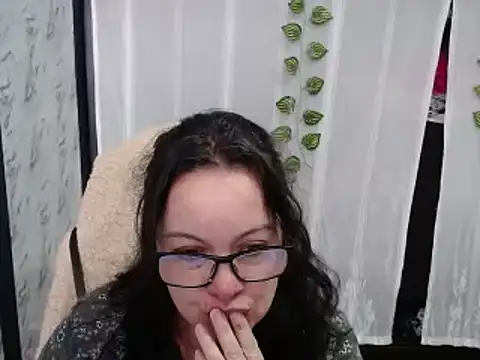 Snapshot of Sonialorens_ chatting on February 27, 2025, 2:43 pm Sonialorens online show from February 27, 2025, 2:43 pm