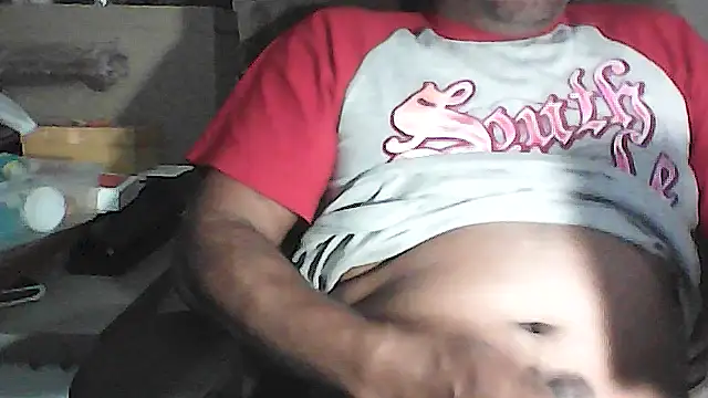 Josuasl2021 online show from April 15, 2026, 1:26 pm