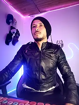 Snapshot of sebastian_horny chatting on February 20, 2026, 10:17 am sebastian horny online show from February 20, 2026, 10:17 am