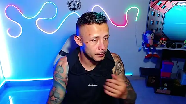 Snapshot of sebastian_horny chatting on October 5, 2025, 8:38 am sebastian horny online show from October 5, 2025, 8:38 am