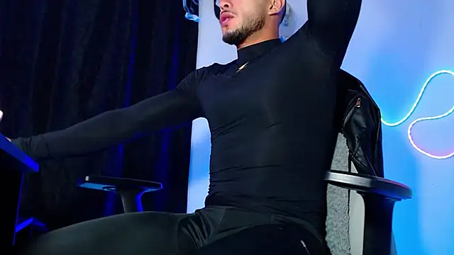 Snapshot of sebastian_horny chatting on February 5, 2026, 6:31 am sebastian horny online show from February 5, 2026, 6:31 am