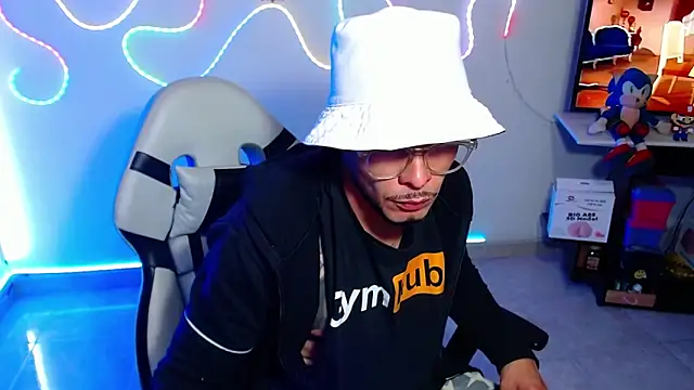 Snapshot of sebastian_horny chatting on October 3, 2025, 7:54 am sebastian horny online show from October 3, 2025, 7:54 am