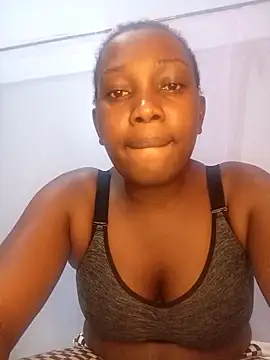 queennisha2 online show from February 16, 2026, 2:05 pm