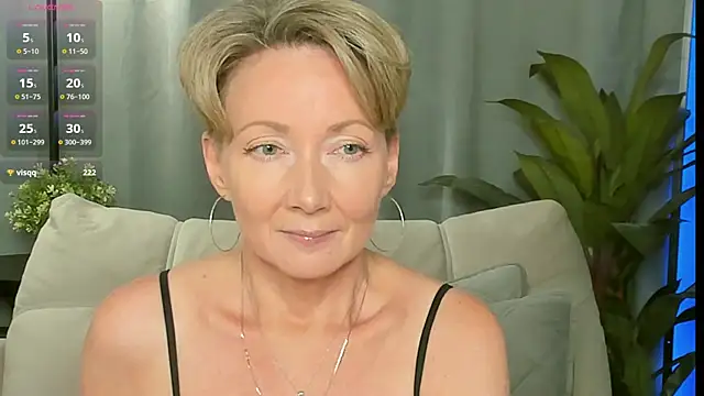Snapshot of AkexandraFix chatting on August 4, 2026, 1:48 pm AkexandraFix online show from August 4, 2026, 1:48 pm