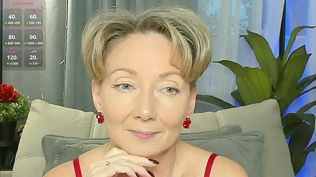 AkexandraFix online show from February 2, 2026, 1:54 pm