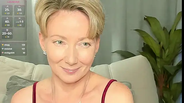 Snapshot of AkexandraFix chatting on June 29, 2026, 2:06 pm AkexandraFix online show from June 29, 2026, 2:06 pm