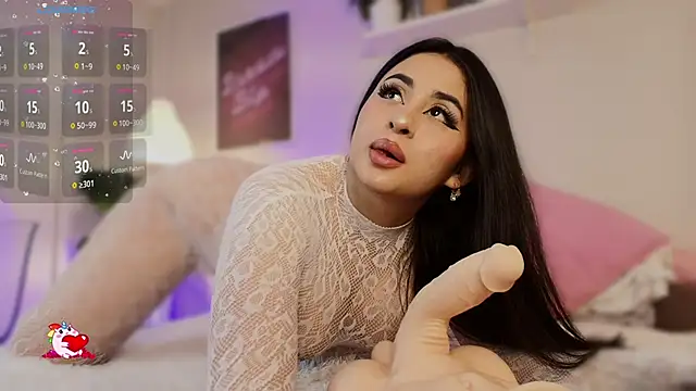 Snapshot of Queen_liana chatting on February 13, 2026, 5:40 am Queen liana online show from February 13, 2026, 5:40 am