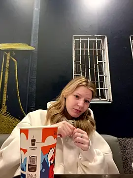 MaryHiggins online show from January 13, 2026, 4:33 pm