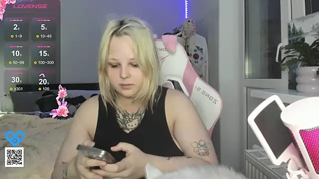 Snapshot of B_Ratz chatting on September 21, 2025, 9:31 pm B Ratz online show from September 21, 2025, 9:31 pm