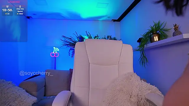 soyccherry  online show from March 10, 2026, 3:43 am