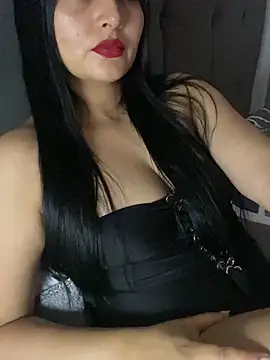 vellaAngel online show from February 13, 2026, 4:01 am