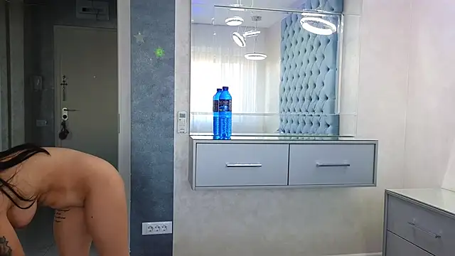 Snapshot of Theowonder chatting on October 17, 2025, 6:28 am Theowonder online show from October 17, 2025, 6:28 am