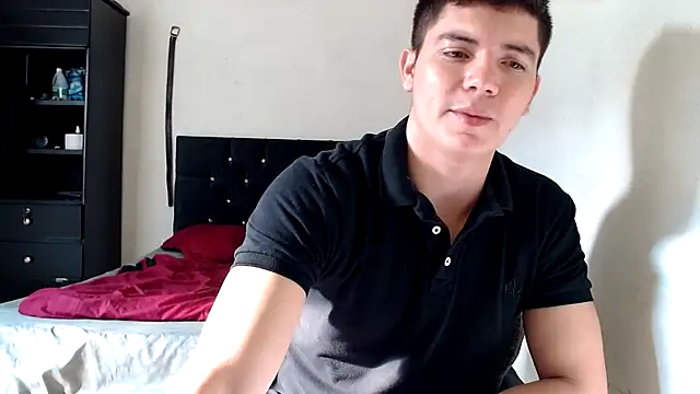 suckmydickbitch97 online show from March 5, 2025, 12:44 pm