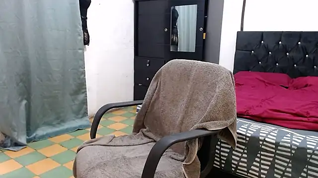 suckmydickbitch97 online show from September 27, 2025, 11:38 am