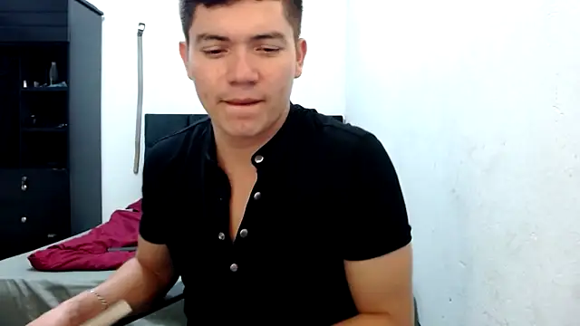 suckmydickbitch97 online show from March 22, 2025, 11:31 pm
