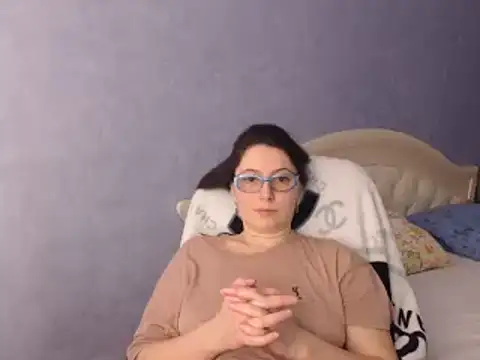 LisaAngel23 online show from February 24, 2025, 8:47 pm