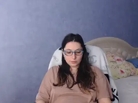 LisaAngel23 online show from February 24, 2025, 5:31 pm