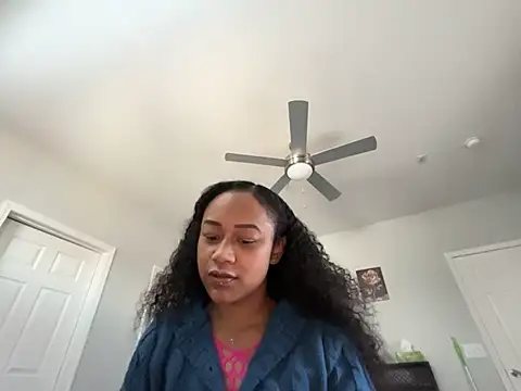 RylHoneyy online show from January 12, 2026, 4:03 pm