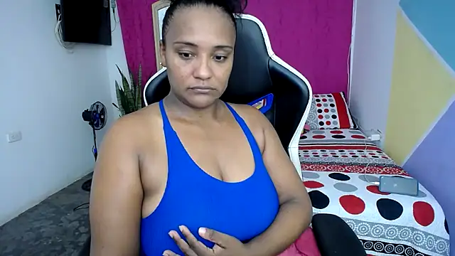 Snapshot of marysol83 chatting on February 14, 2025, 12:41 am marysol83 online show from February 14, 2025, 12:41 am