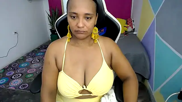 Snapshot of marysol83 chatting on February 9, 2025, 1:22 am marysol83 online show from February 9, 2025, 1:22 am