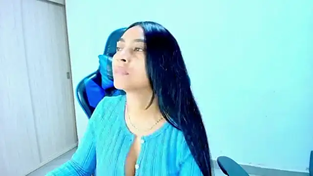 Snapshot of sophiax-x chatting on January 19, 2026, 10:30 am sophiax-x online show from January 19, 2026, 10:30 am