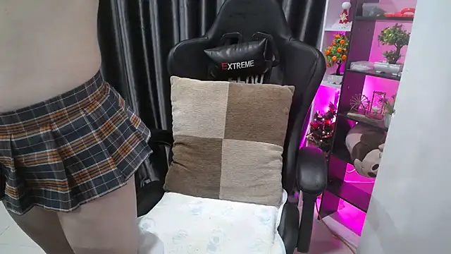 Snapshot of Yuki-yio chatting on March 14, 2025, 1:27 am Yuki-yio online show from March 14, 2025, 1:27 am