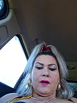 Snapshot of CRHYSTEL chatting on March 1, 2025, 11:37 pm CRHYSTEL online show from March 1, 2025, 11:37 pm