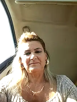 CRHYSTEL online show from November 1, 2025, 8:41 am