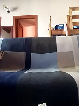 CRHYSTEL online show from October 24, 2025, 10:58 am