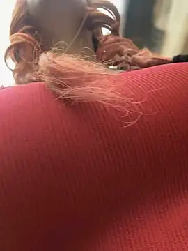 seraphine23 online show from February 5, 2025, 6:15 pm