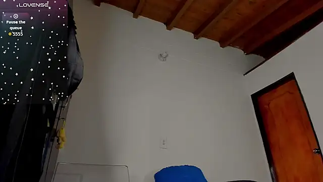 Snapshot of annita_lopez chatting on October 15, 2025, 11:02 pm annita lopez online show from October 15, 2025, 11:02 pm