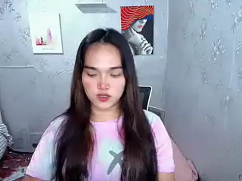 Snapshot of MoaningKylie chatting on December 1, 2025, 11:55 am MoaningKylie online show from December 1, 2025, 11:55 am