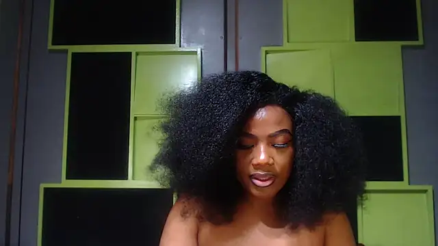 SexyAssDivaxxx online show from October 3, 2025, 4:58 am