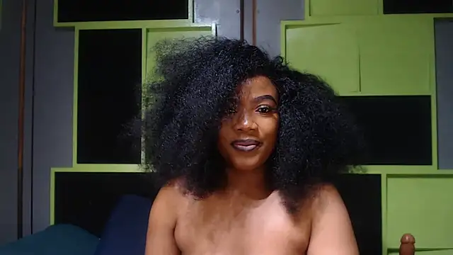 SexyAssDivaxxx online show from October 4, 2025, 6:15 am