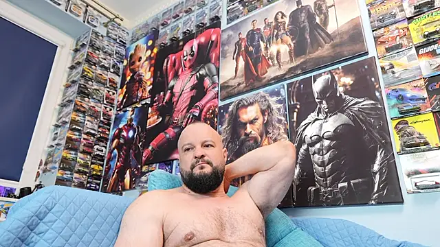 Muscle Bear online show from April 10, 2026, 6:20 am