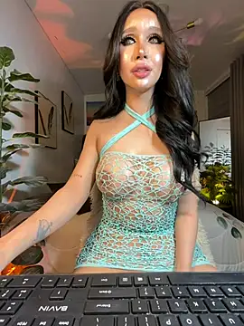 Addison  Lee online show from February 1, 2026, 7:45 pm