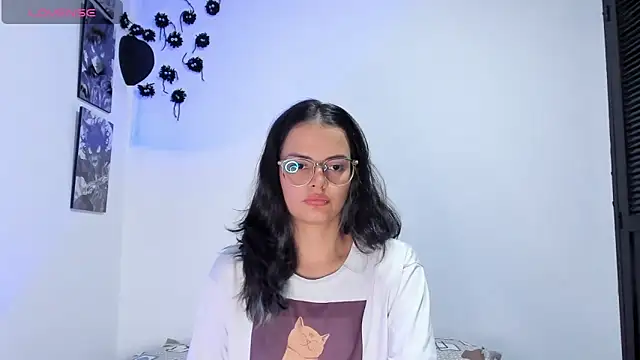 Snapshot of Abby_Saenz01 chatting on October 6, 2025, 6:41 pm Abby Saenz01 online show from October 6, 2025, 6:41 pm