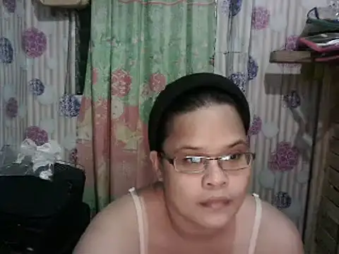 abiemayhottiey online show from January 4, 2025, 1:10 pm