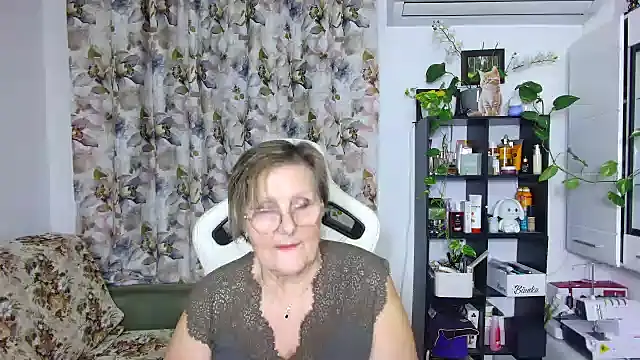 Selenna57 online show from January 4, 2025, 6:40 pm